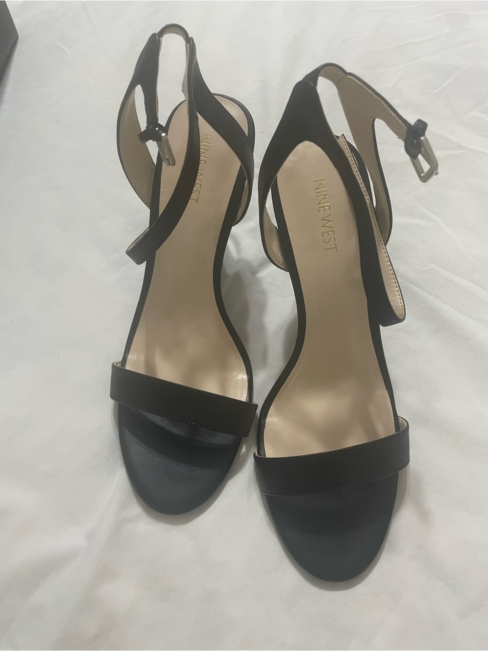 Classy Nine West Black Open-Toe Ankle-Strap Mid-Heels - Picture 2 of 9
